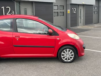 Used Peugeot 107 2005 for sale - 79750233: Photo