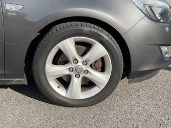 Used Vauxhall Astra 2011 for sale - 79619769: Photo