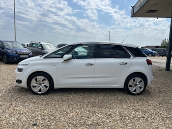 Used Citroen C4 Picasso 2016 for sale - 78733895: Photo