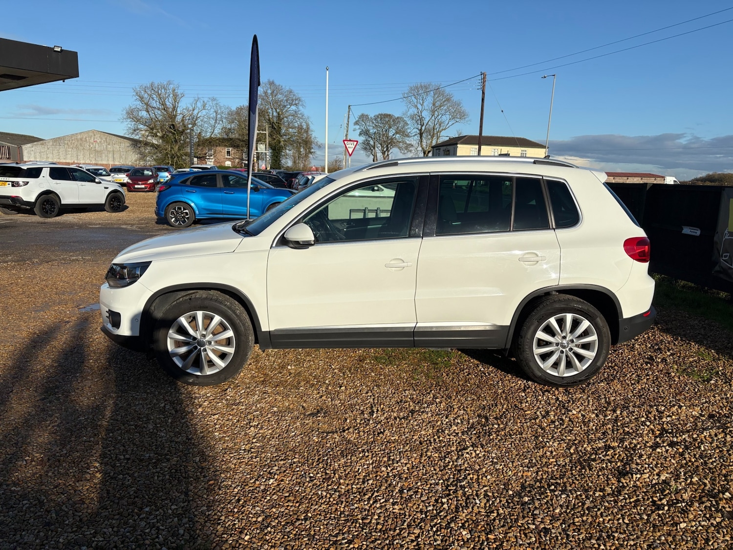 Used Volkswagen Tiguan 2015 for sale - 76791624: Photo 4