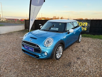Used MINI Hatch 2016 for sale - 77207125: Photo