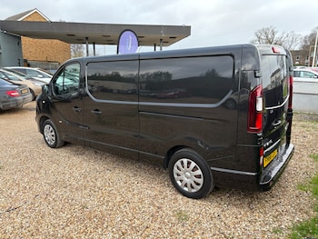 Used Vauxhall Vivaro 2016 for sale - 76794987: Photo