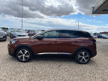Used Peugeot 3008 2019 for sale - 79432522: Photo