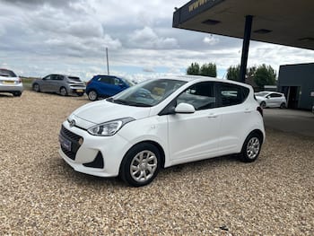 Used Hyundai i10 2018 for sale - 79579159: Photo
