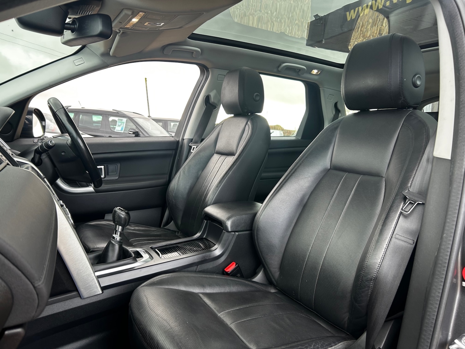 Used Land Rover Discovery Sport 2018 for sale - 76492496: Photo 16