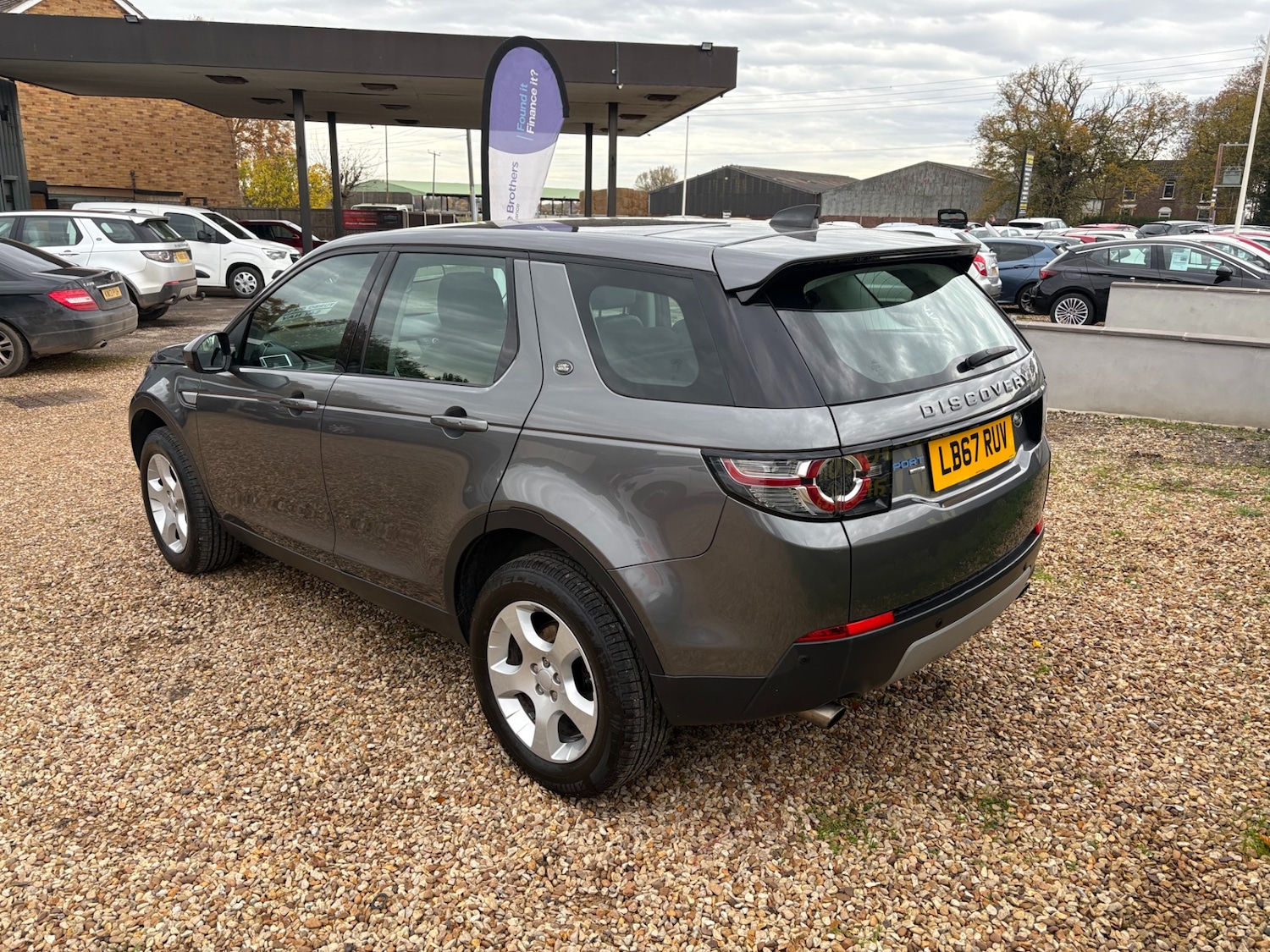 Used Land Rover Discovery Sport 2018 for sale - 76492496: Photo 5