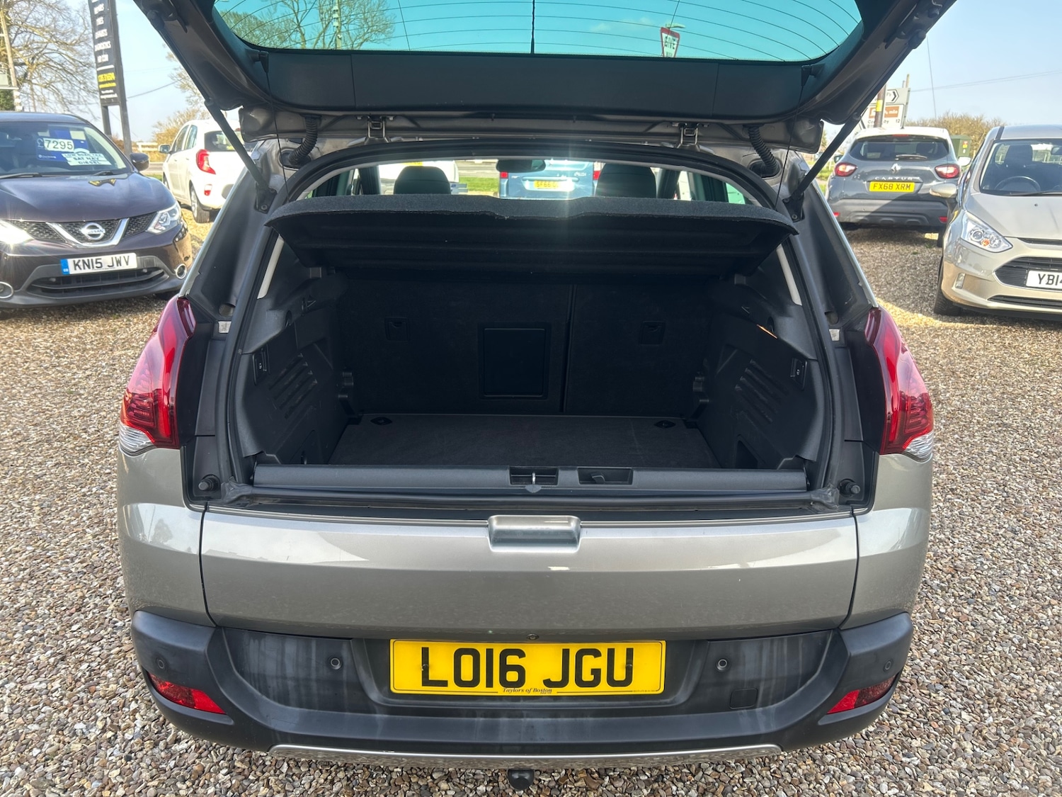 Used Peugeot 3008 2016 for sale - 77541203: Photo 10