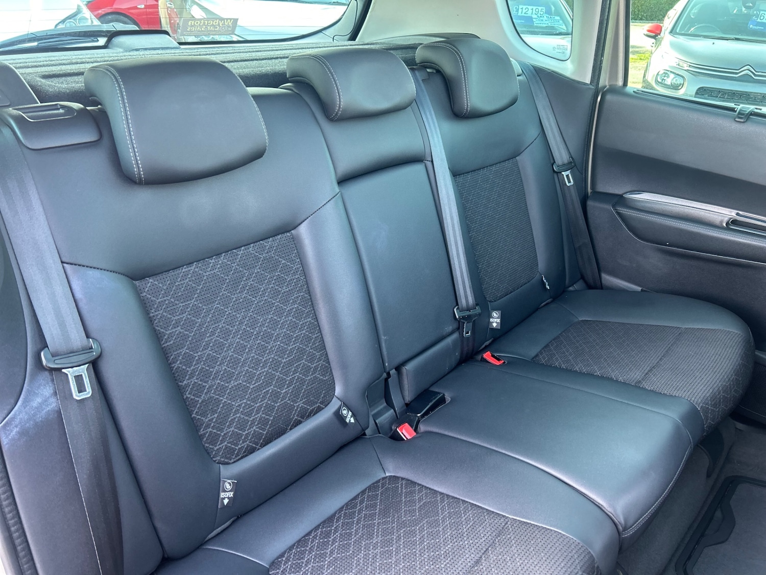 Used Peugeot 3008 2016 for sale - 77541203: Photo 12