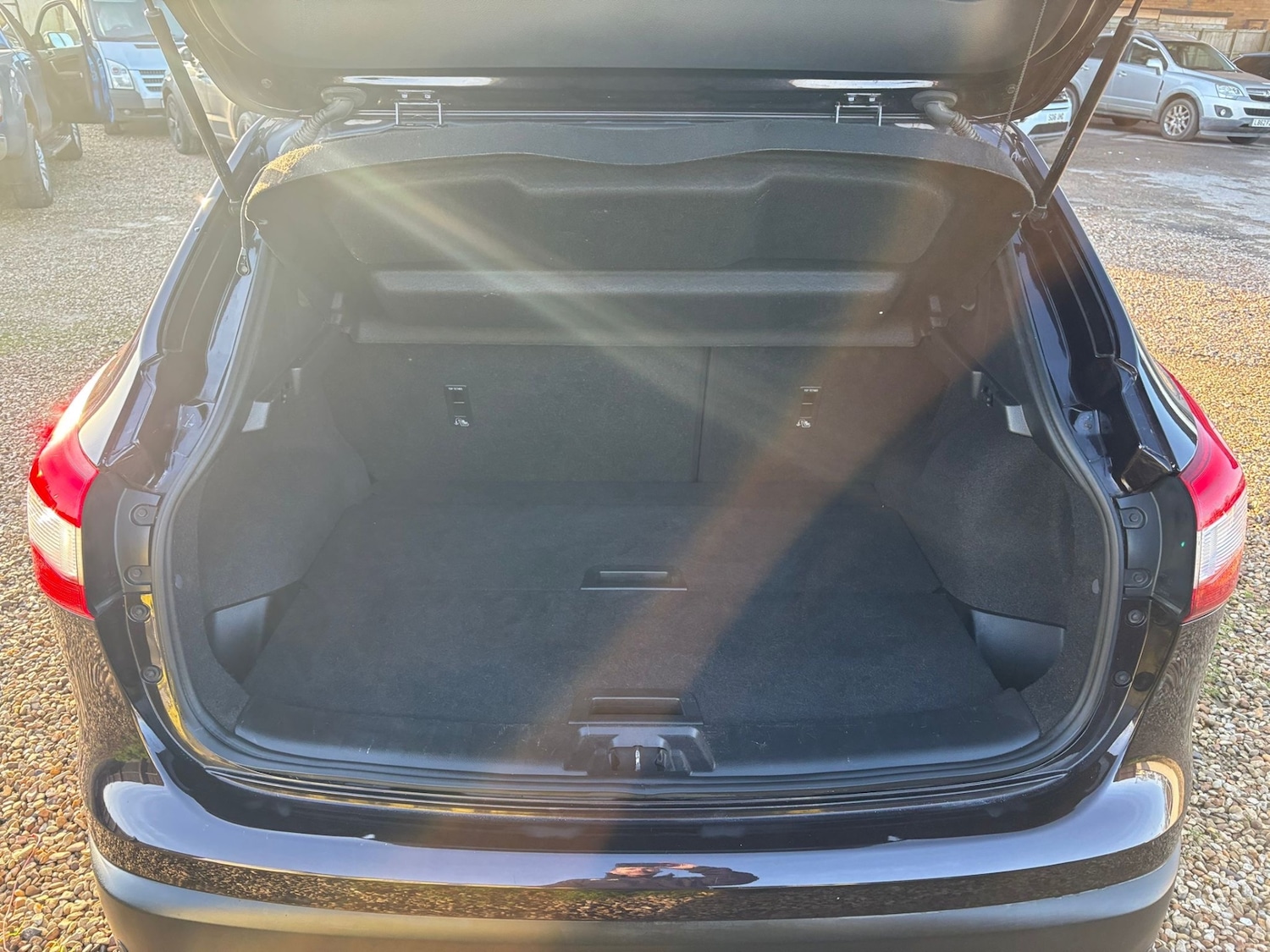 Used Nissan Qashqai 2015 for sale - 77474660: Photo 8