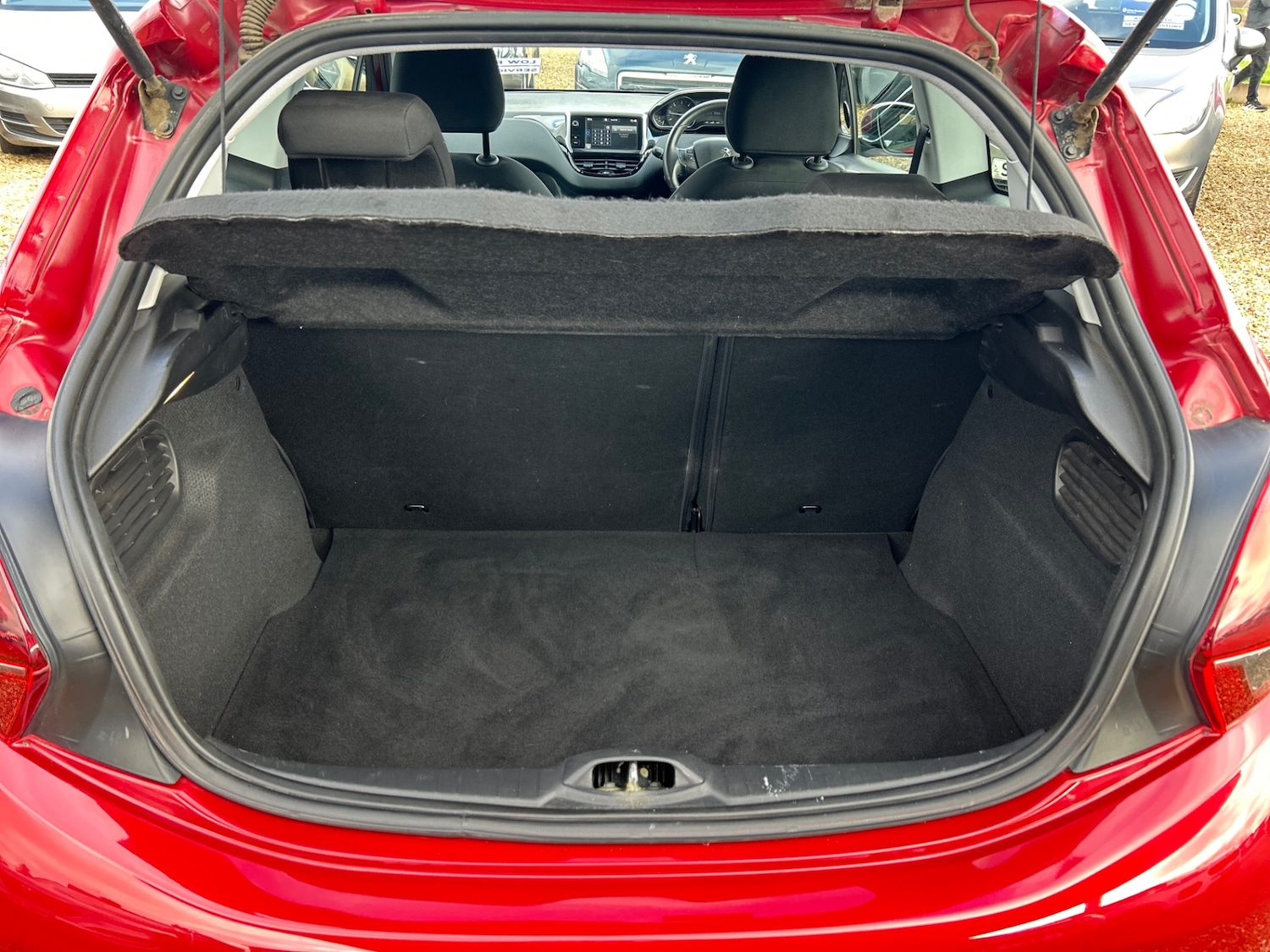 Used Peugeot 208 2016 for sale - 77475046: Photo 11