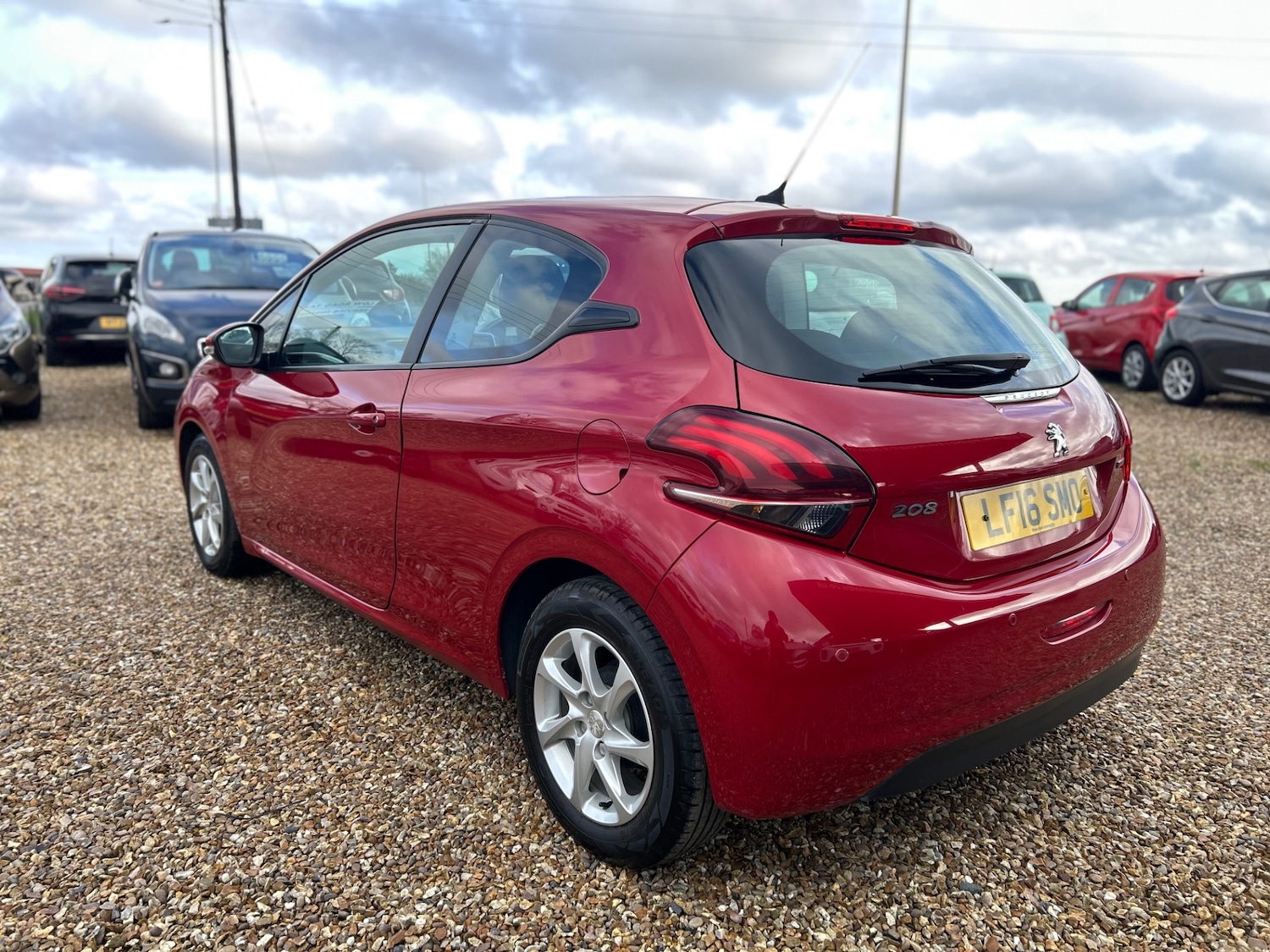 Used Peugeot 208 2016 for sale - 77475046: Photo 4
