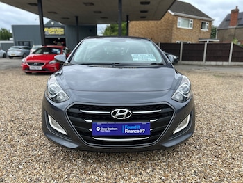 Used Hyundai i30 2015 for sale - 78776371: Photo