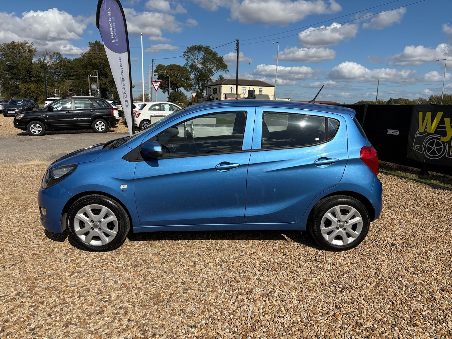 Used Vauxhall Viva 2016 for sale - 76065684: Photo 3