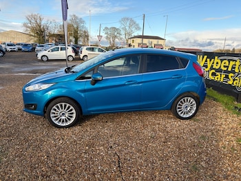 Used Ford Fiesta 2012 for sale - 76830801: Photo