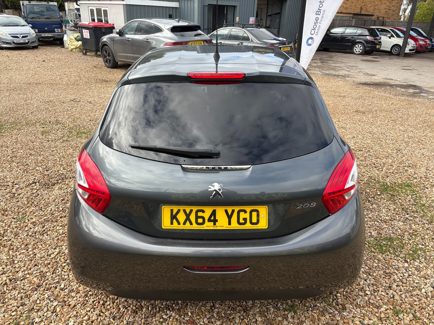 Used Peugeot 208 2014 for sale - 76466092: Photo 7