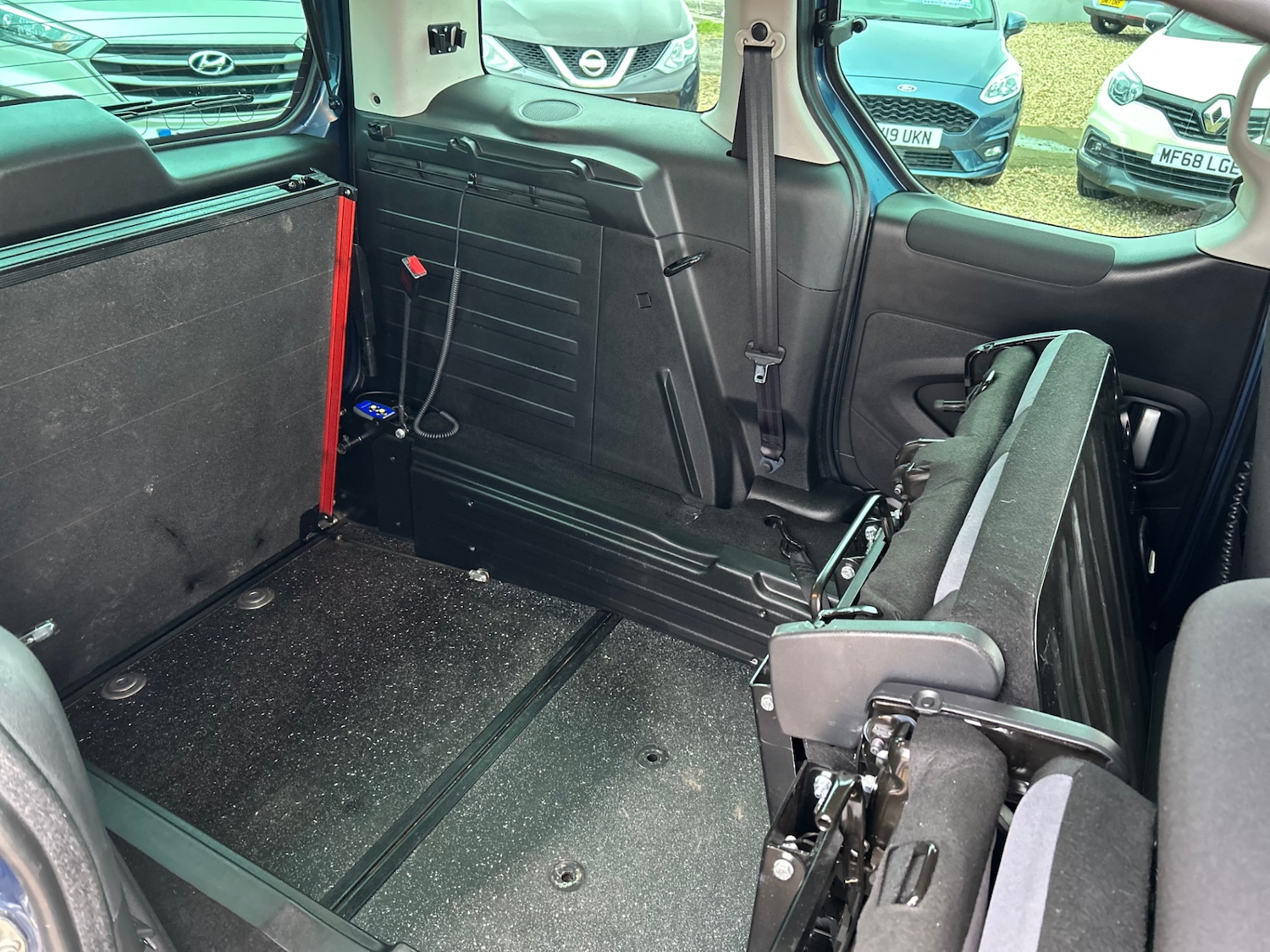 Used Peugeot Partner Tepee 2016 for sale - 77487090: Photo 15