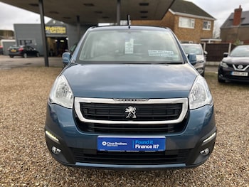 Used Peugeot Partner Tepee 2016 for sale - 77487090: Photo