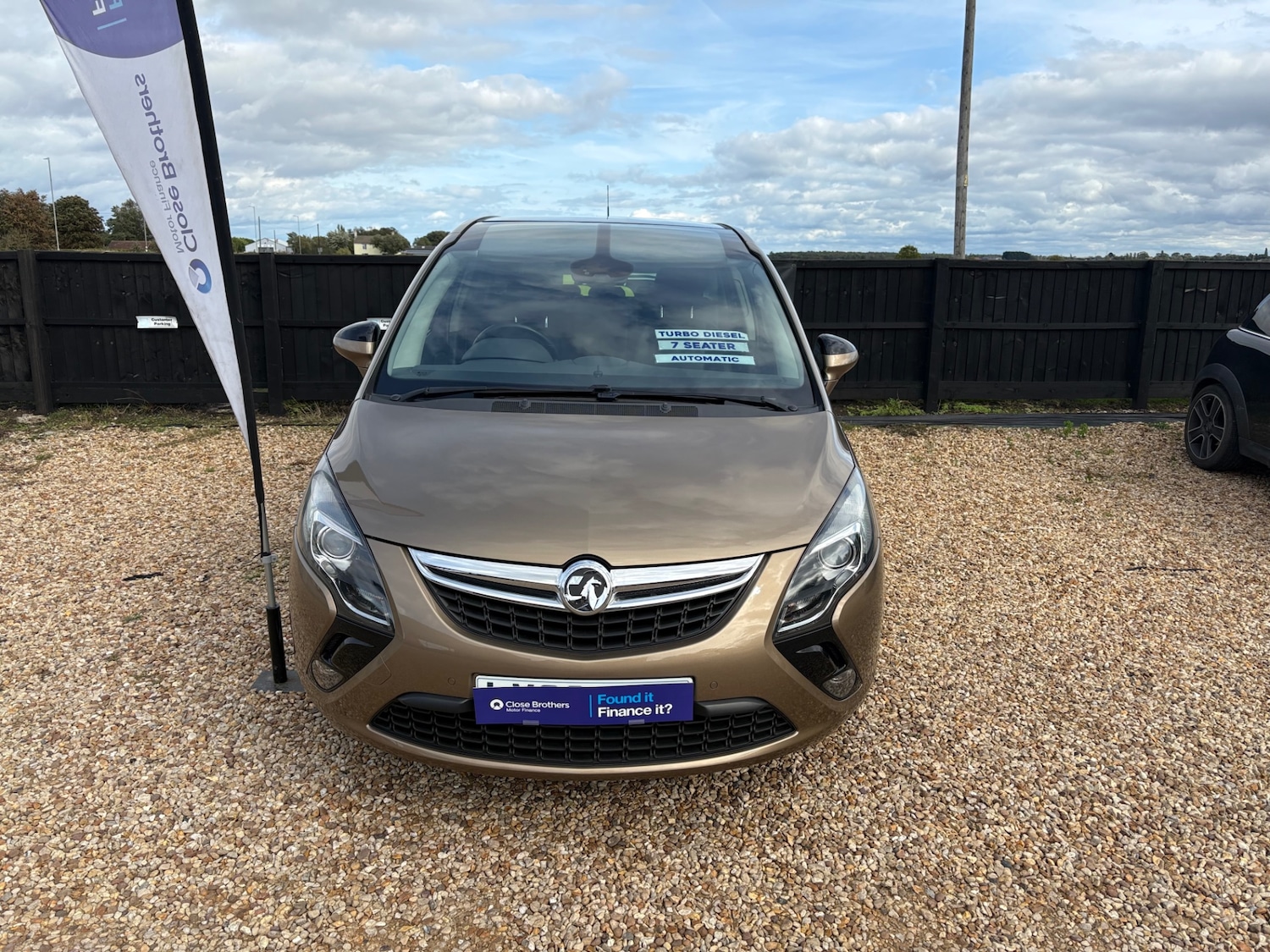 Used Vauxhall Zafira 2013 for sale - 75773029: Photo 2