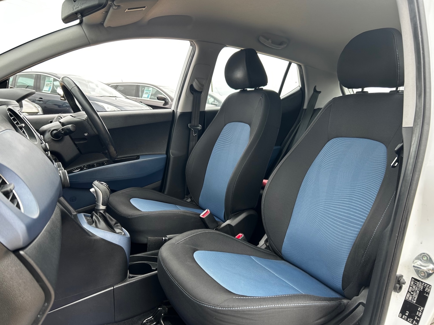 Used Hyundai i10 2015 for sale - 77540906: Photo 15