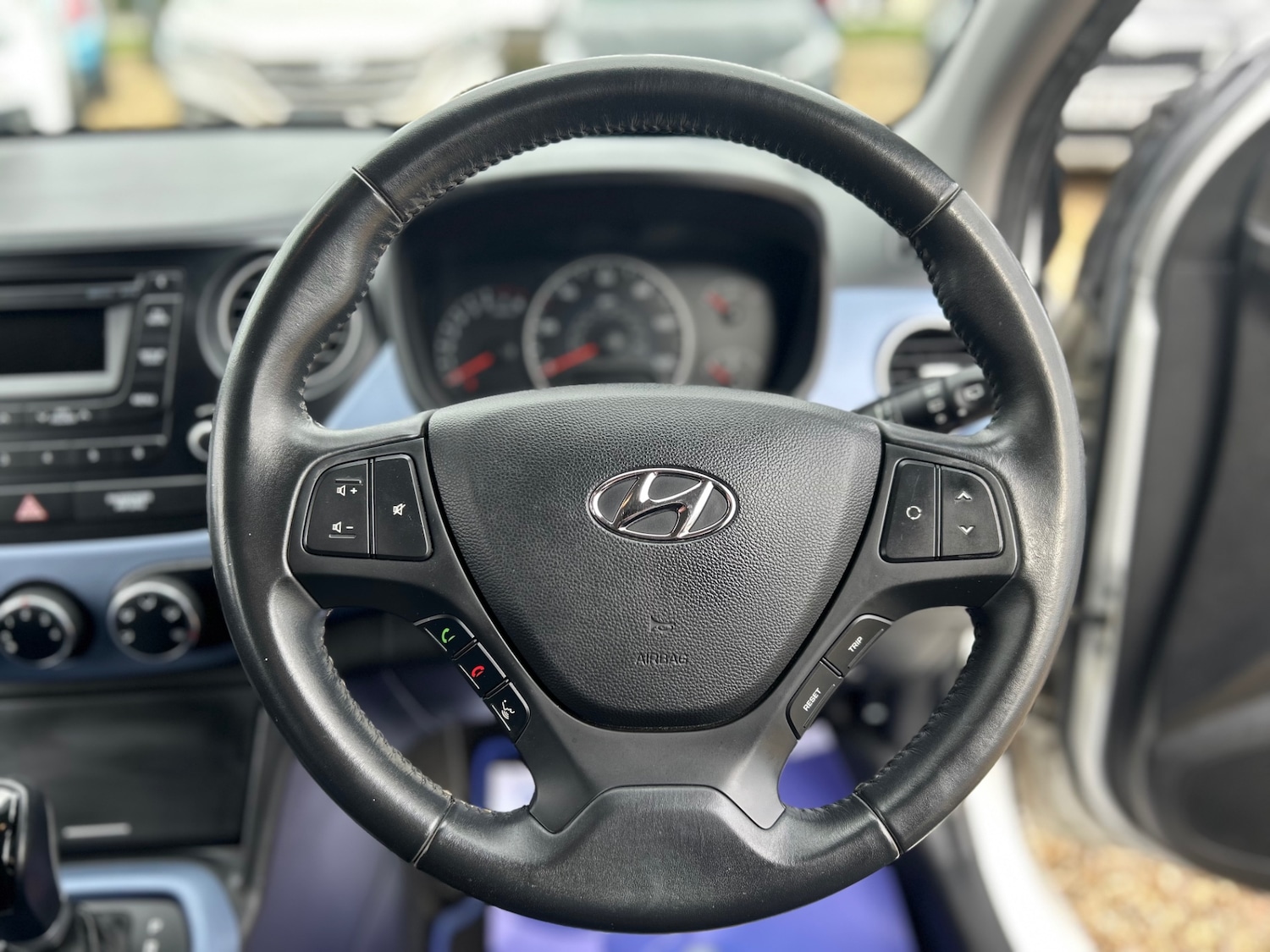 Used Hyundai i10 2015 for sale - 77540906: Photo 17