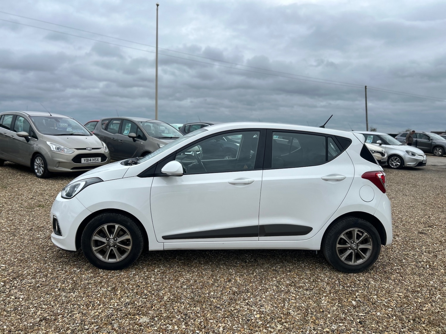 Used Hyundai i10 2015 for sale - 77540906: Photo 4