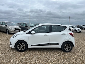 Used Hyundai i10 2015 for sale - 77540906: Photo