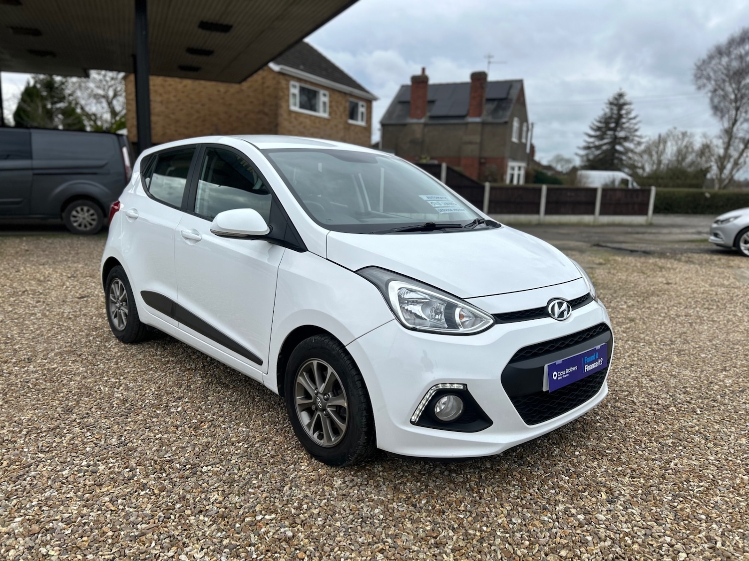 Used Hyundai i10 2015 for sale - 77540906: Photo 9