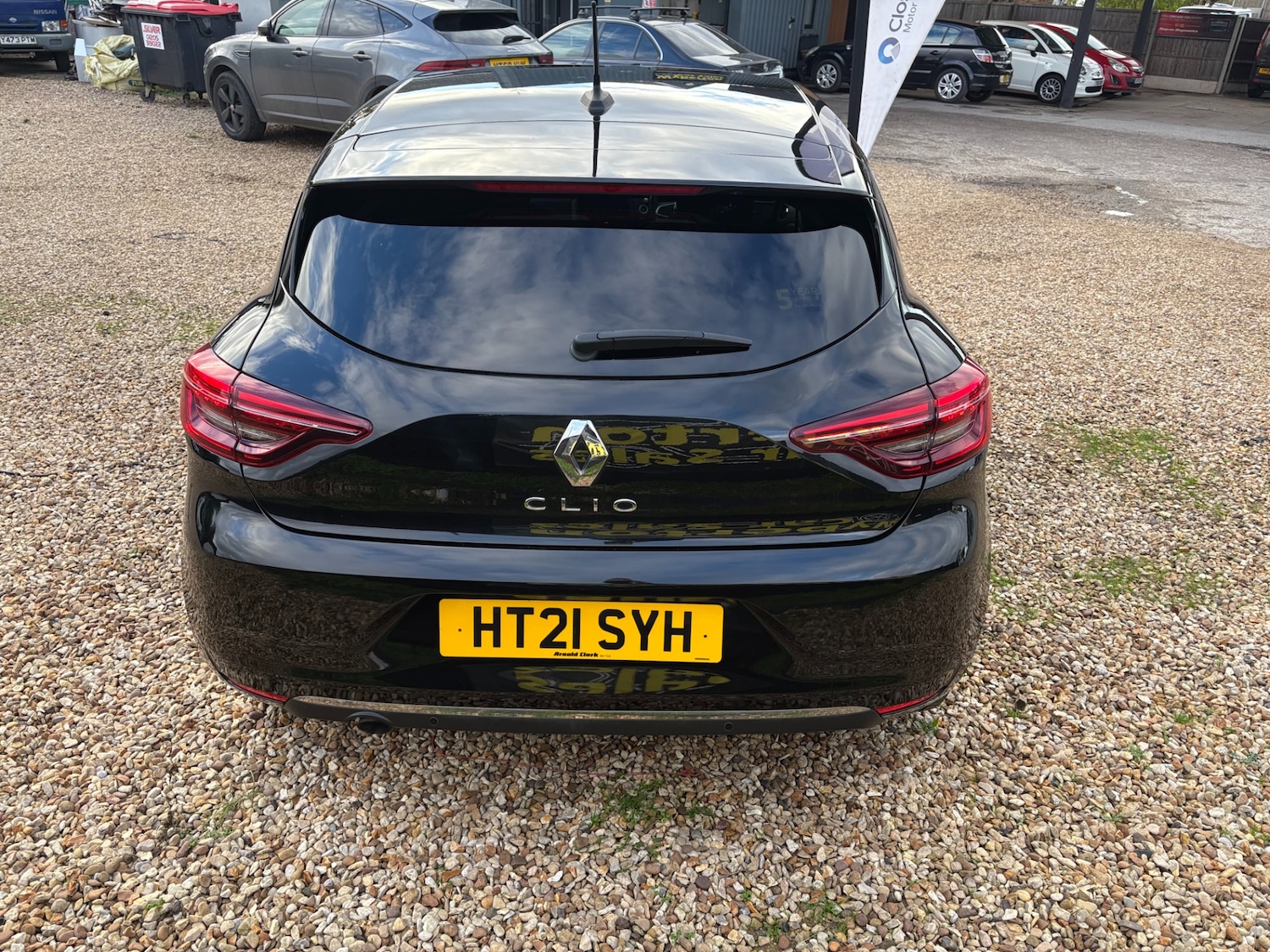 Used Renault Clio 2021 for sale - 76493869: Photo 7