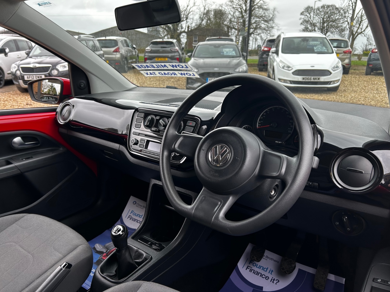 Used Volkswagen up! 2015 for sale - 73578349: Photo 15