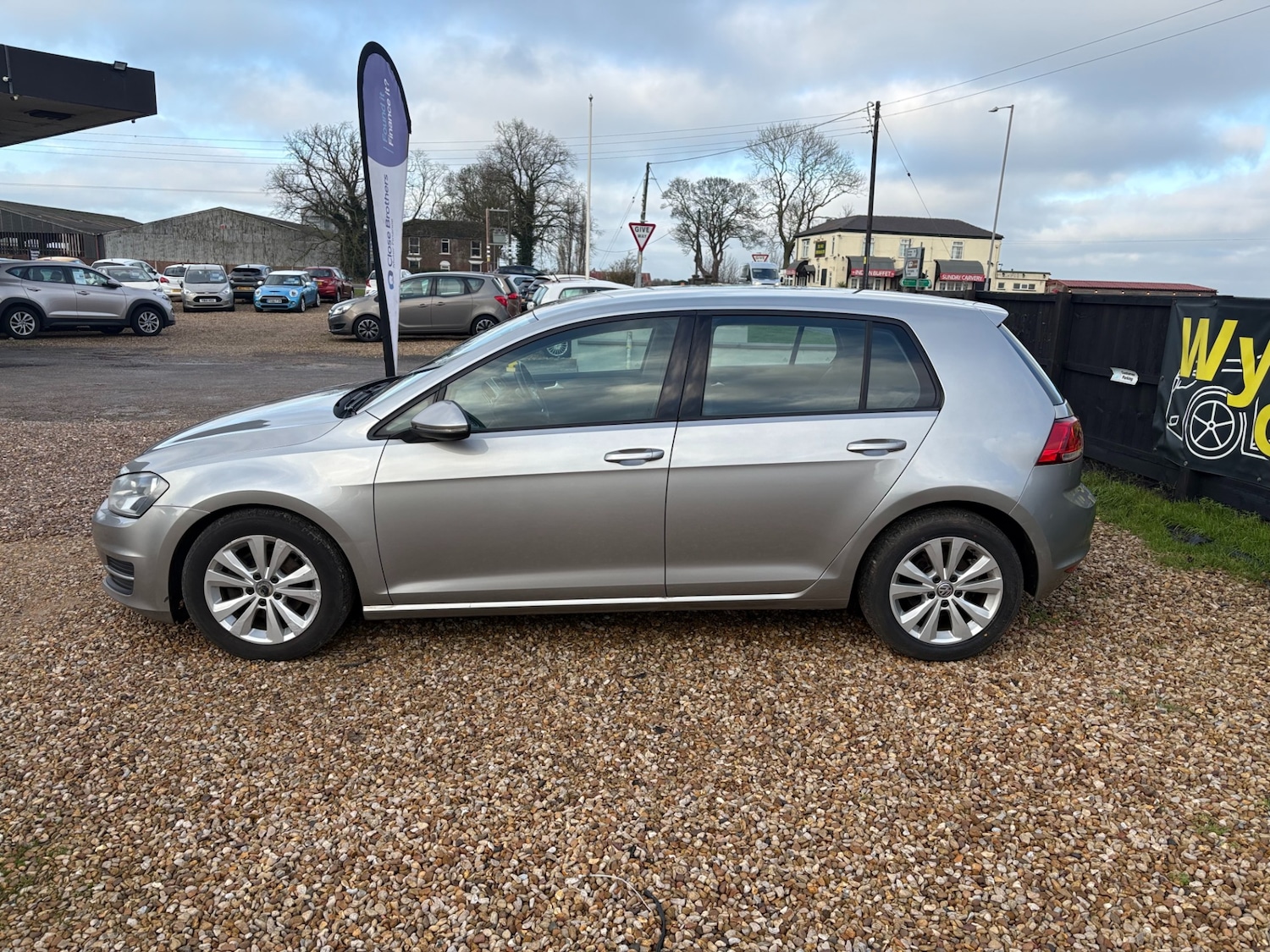 Used Volkswagen Golf 2013 for sale - 77365479: Photo 4