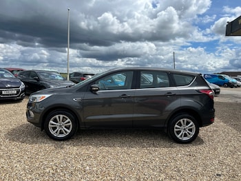 Used Ford Kuga 2017 for sale - 78776245: Photo