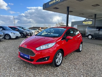 Used Ford Fiesta 2015 for sale - 77974115: Photo