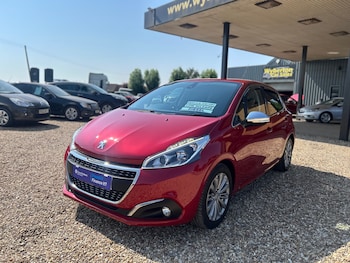Used Peugeot 208 2017 for sale - 79098797: Photo
