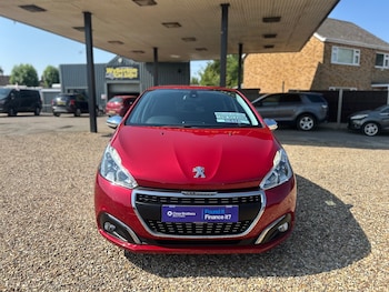 Used Peugeot 208 2017 for sale - 79098797: Photo