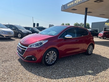 Used Peugeot 208 2017 for sale - 79098797: Photo