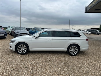 Used Volkswagen Passat 2015 for sale - 79261513: Photo