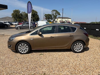 Used Vauxhall Astra 2013 for sale - 75546300: Photo