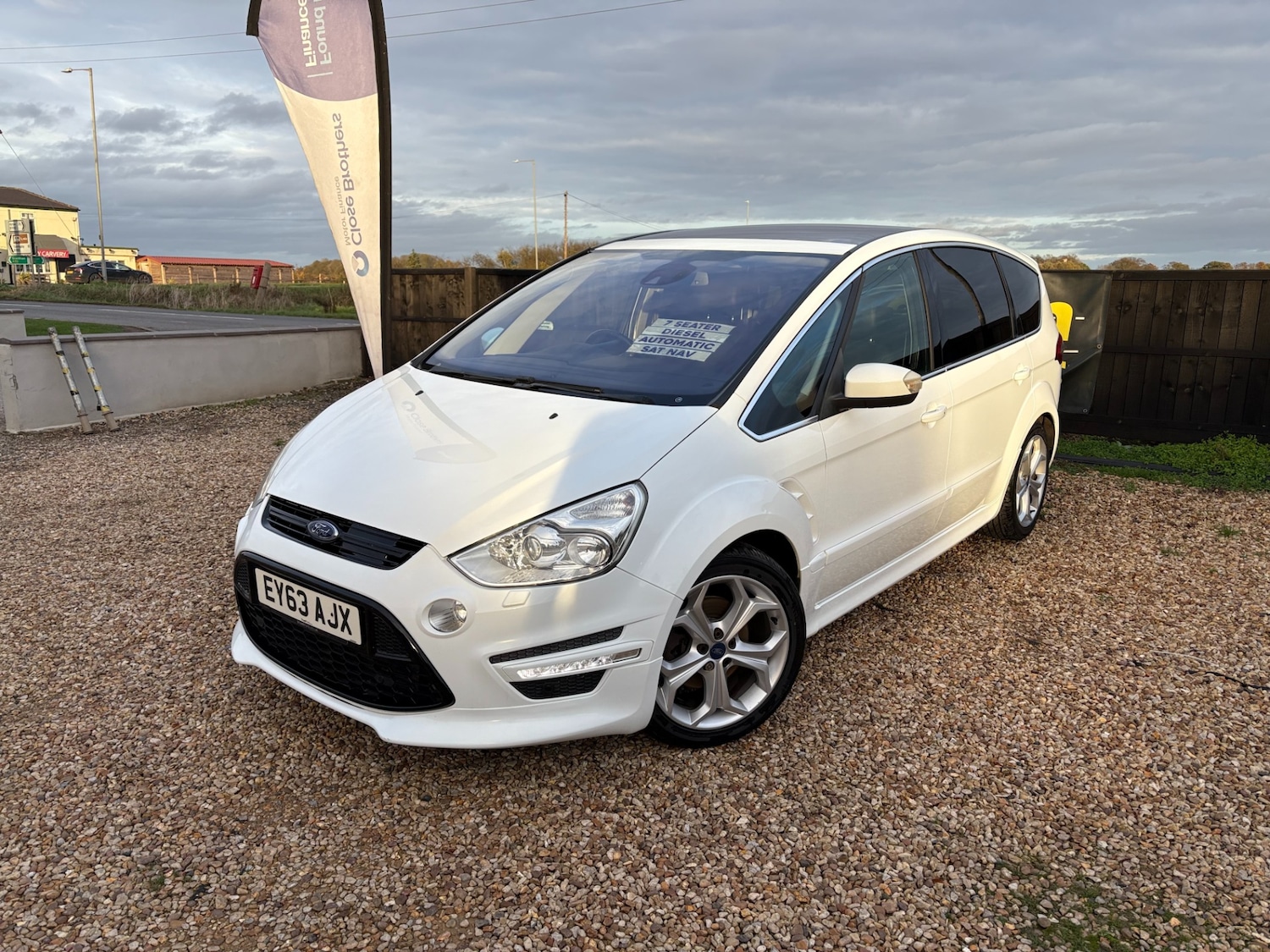Used Ford S-Max 2013 for sale - 76466037: Photo 1