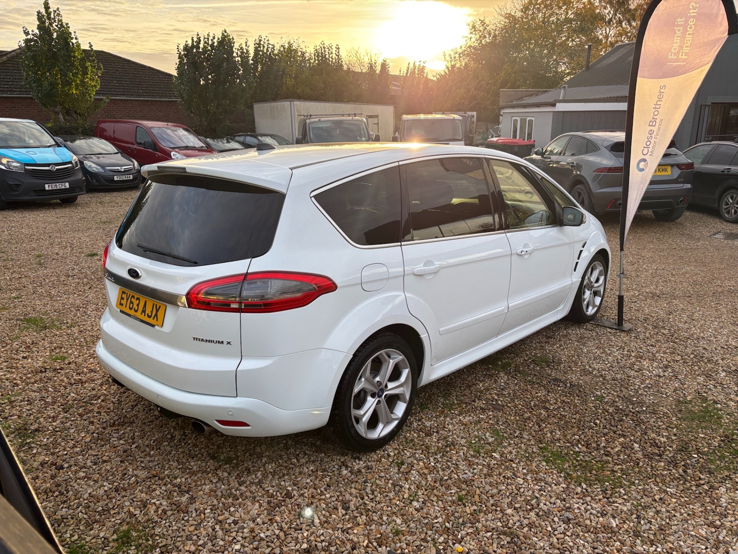 Used Ford S-Max 2013 for sale - 76466037: Photo 6