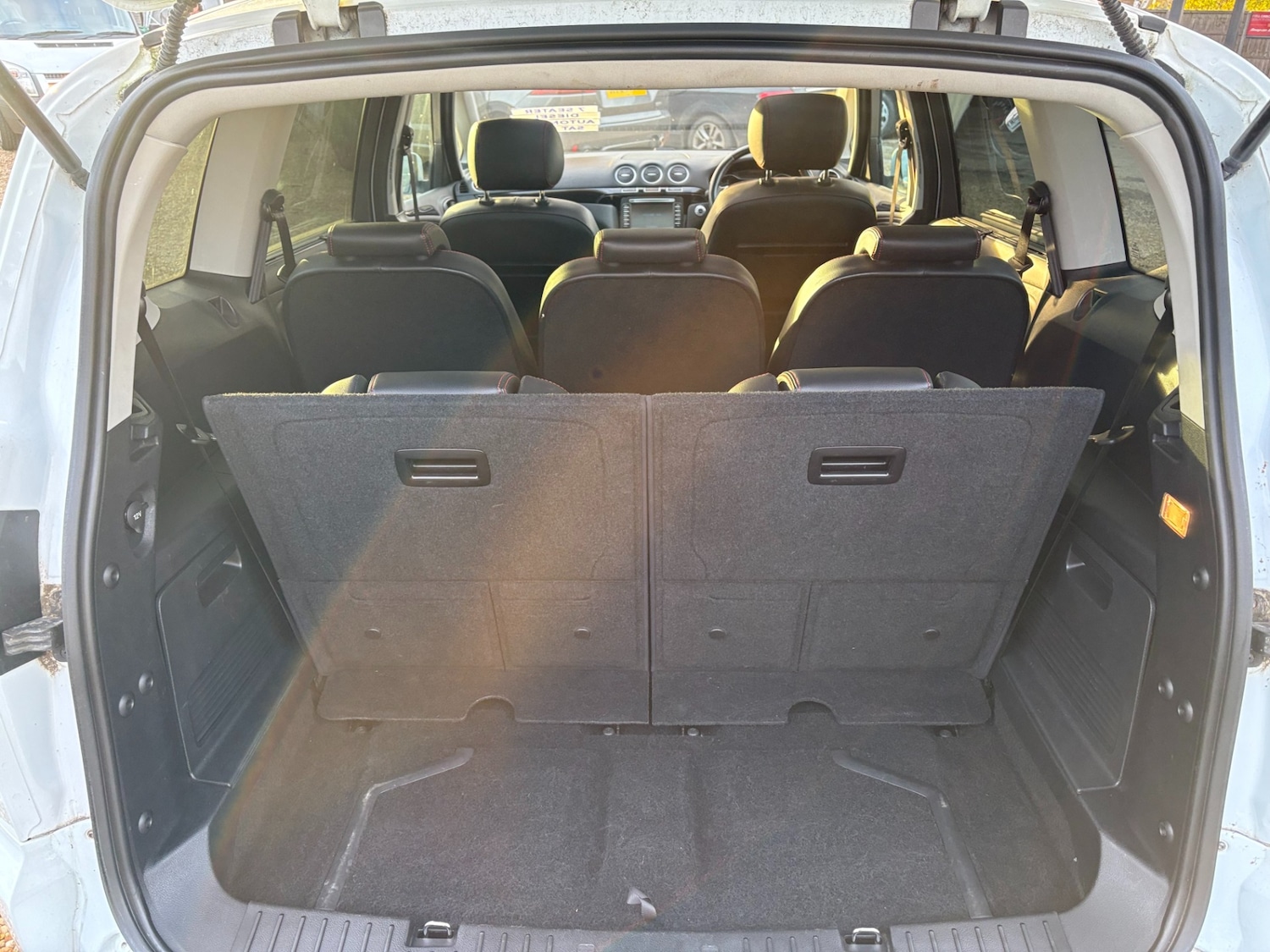 Used Ford S-Max 2013 for sale - 76466037: Photo 8