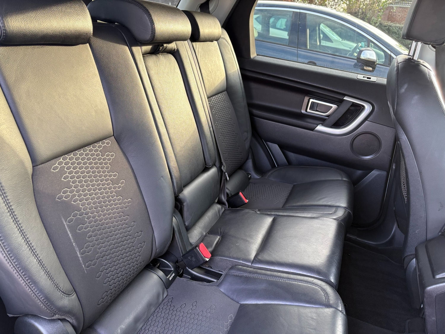 Used Land Rover Discovery Sport 2016 for sale - 76859587: Photo 11