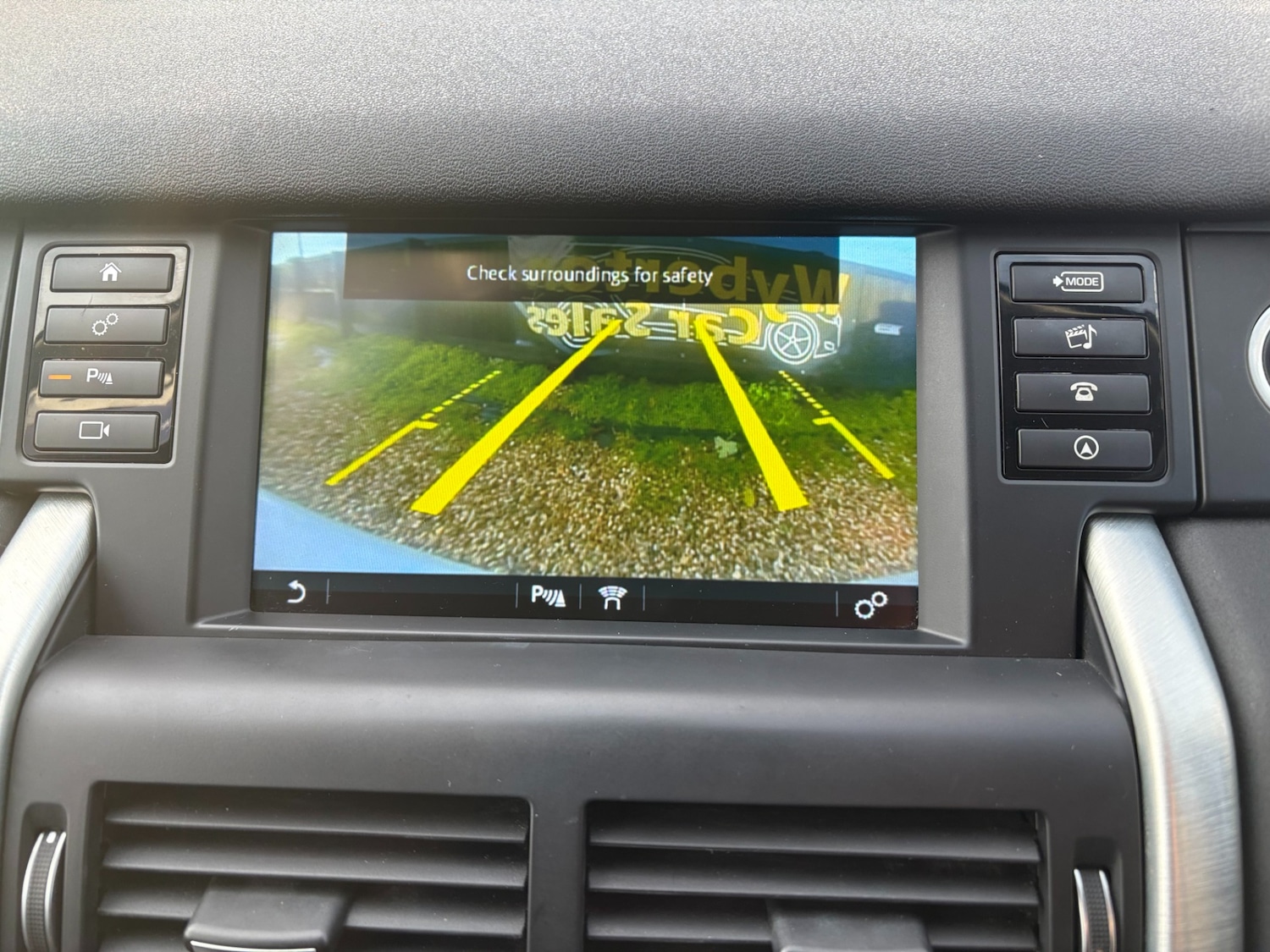 Used Land Rover Discovery Sport 2016 for sale - 76859587: Photo 14