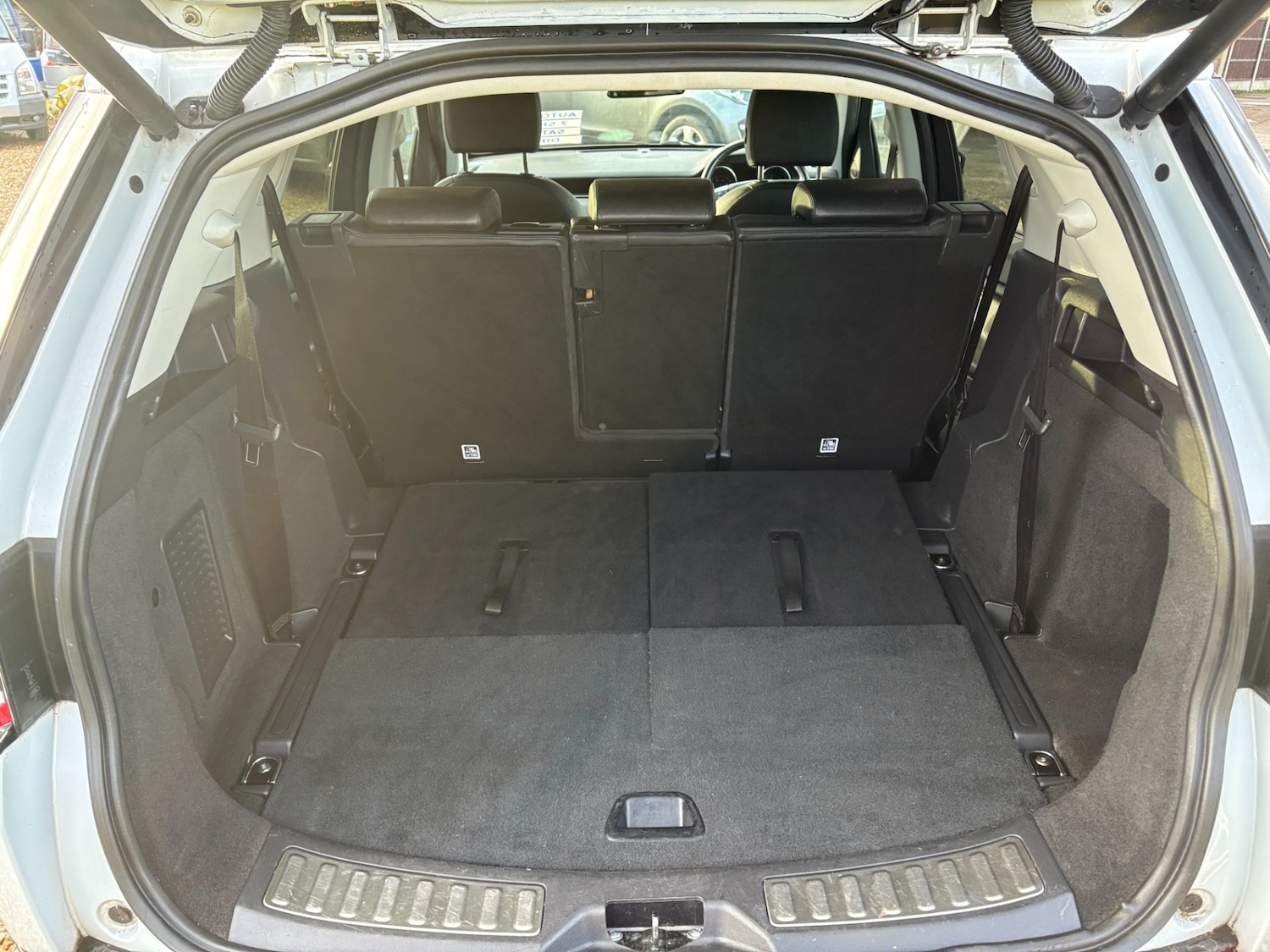 Used Land Rover Discovery Sport 2016 for sale - 76859587: Photo 8