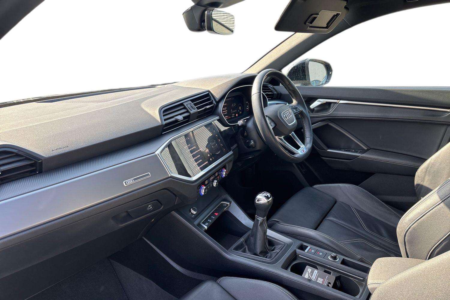 Used Audi Q3 2023 for sale - 78173899: Photo 2