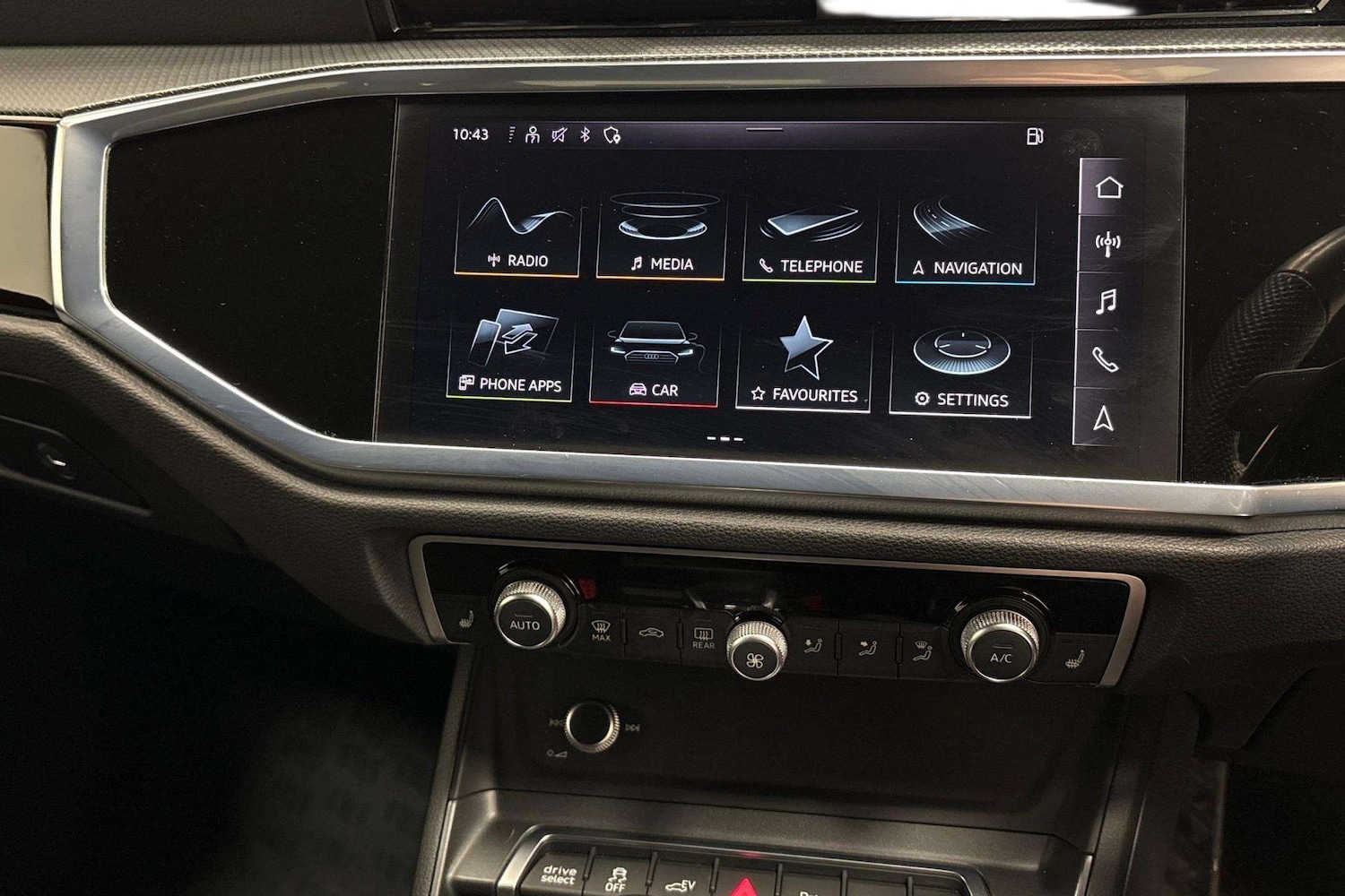 Used Audi Q3 2022 for sale - 77270280: Photo 8