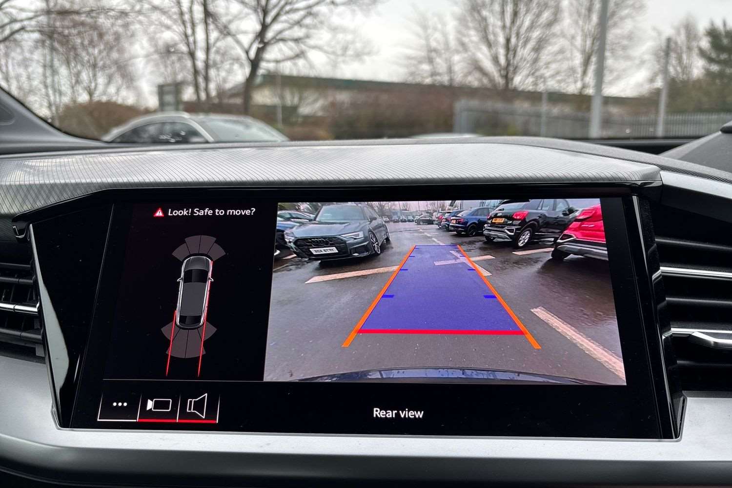 Used Audi Q4 e-tron 2025 for sale - 77373879: Photo 26