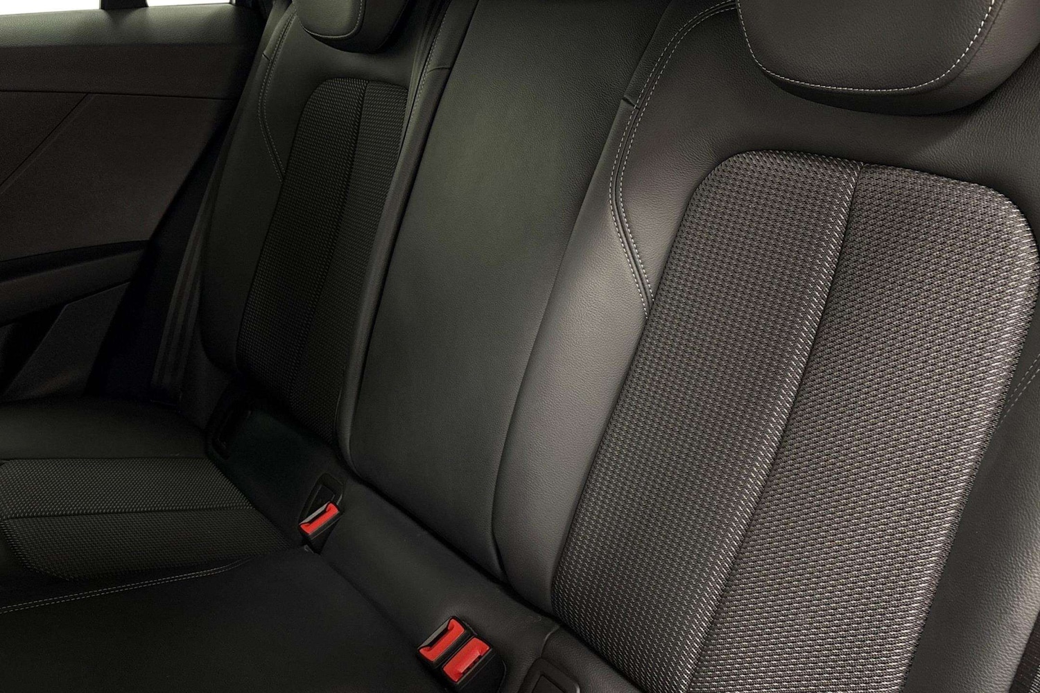 Used Audi Q2 2023 for sale - 77540864: Photo 7