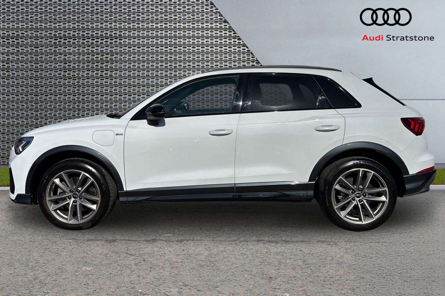 Used Audi Q3 2023 for sale - 78161354: Photo 8
