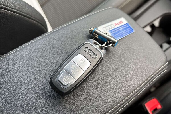 Used Audi Q4 e-tron 2025 for sale - 76075476: Photo 15