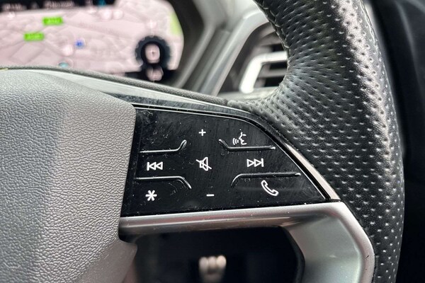 Used Audi Q4 e-tron 2025 for sale - 76075476: Photo 30